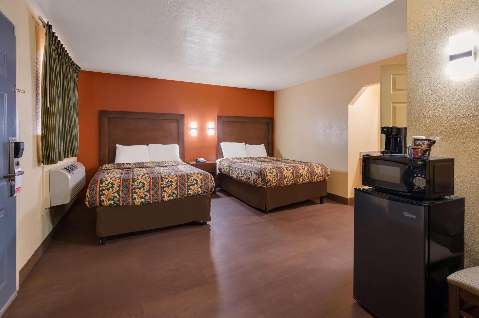 Rodeway Inn & Suites East New Orleans Exteriör bild